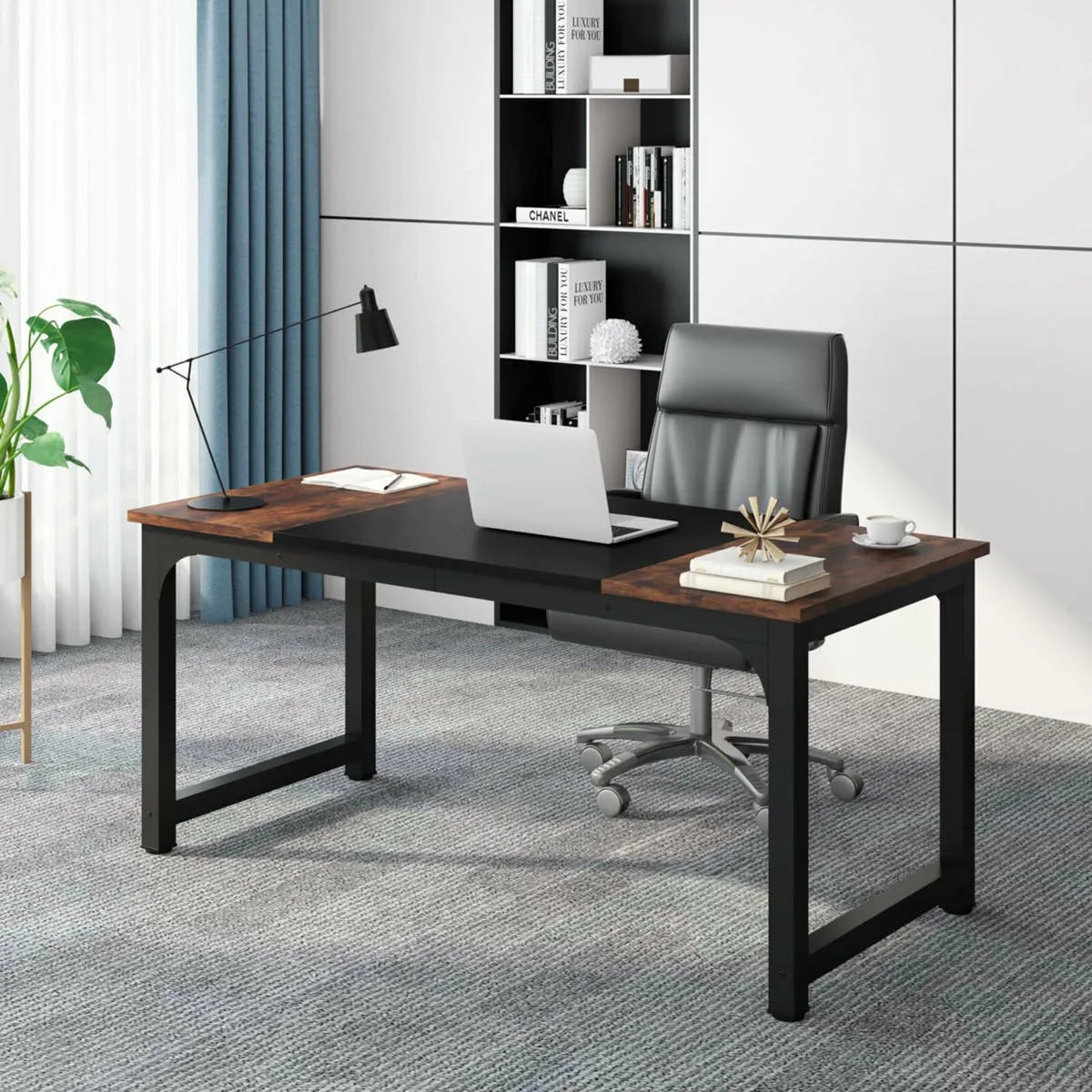 Office work desk - Image 1