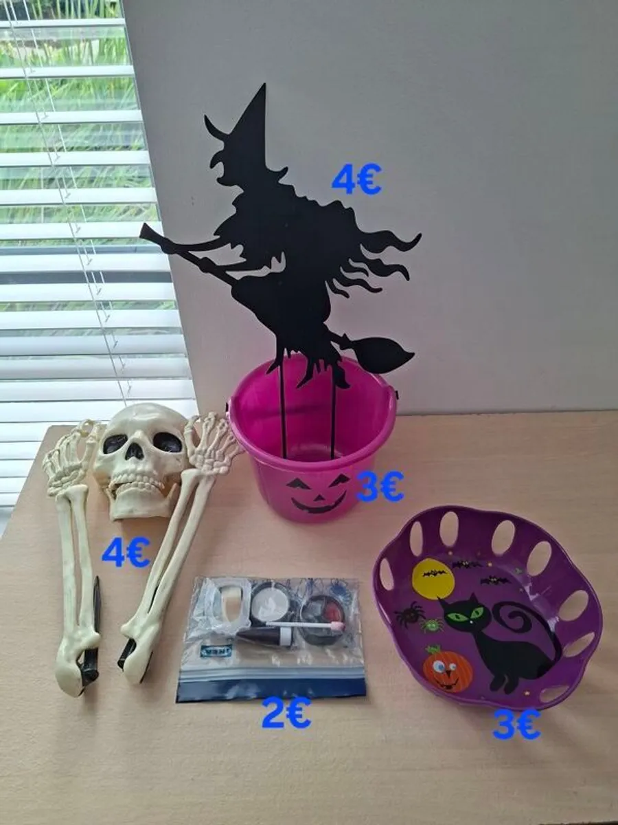 house Items - Image 1
