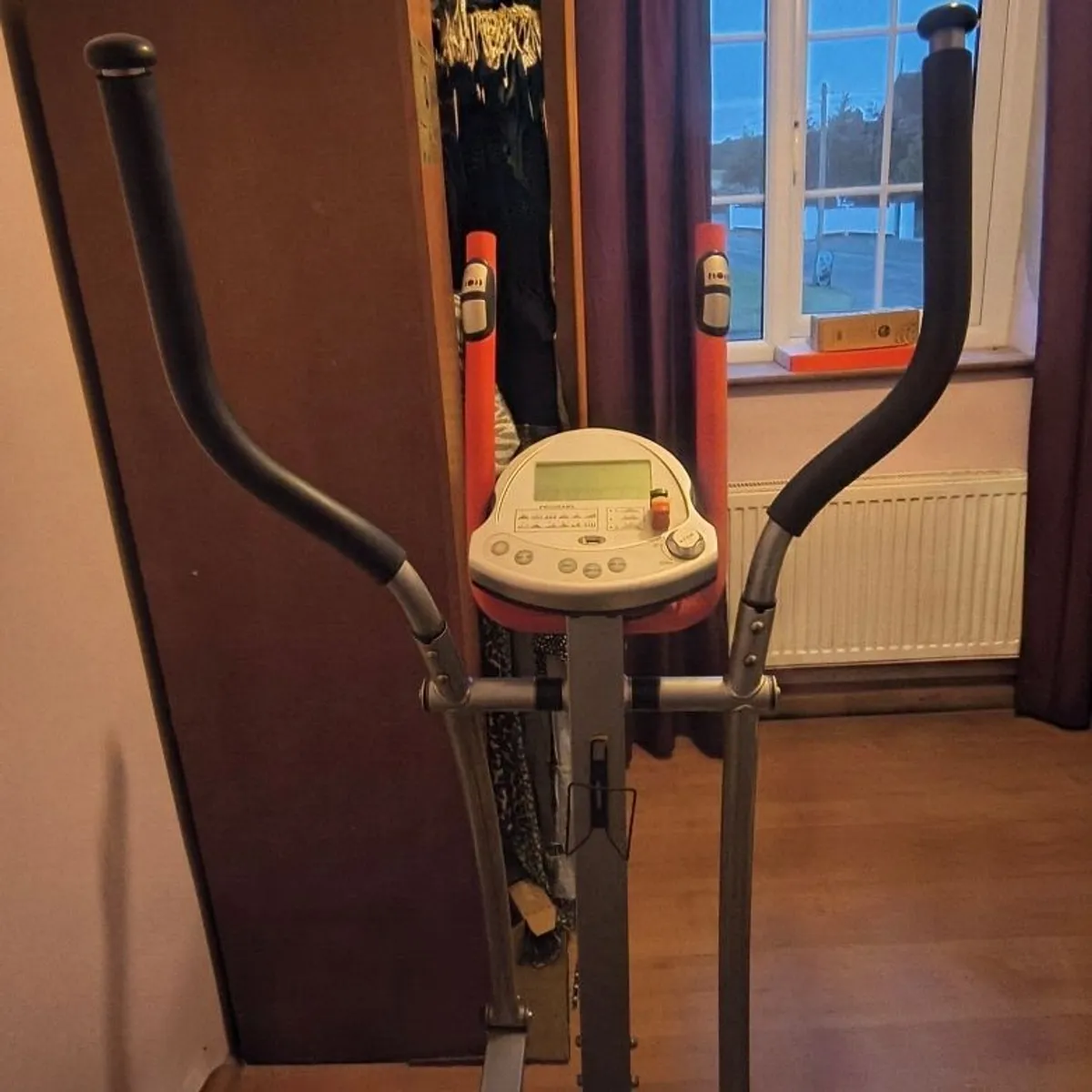 cross trainer - Image 2