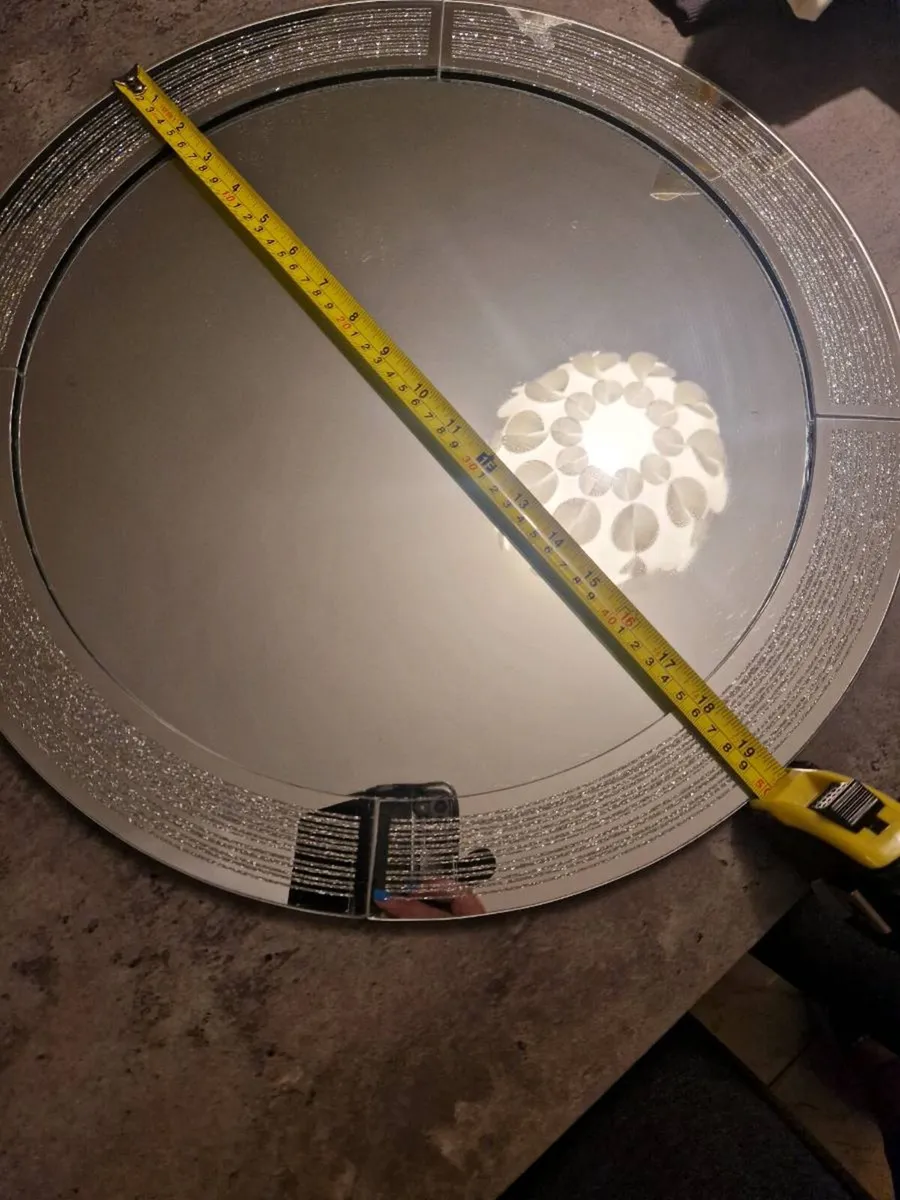 Round mirror - Image 1
