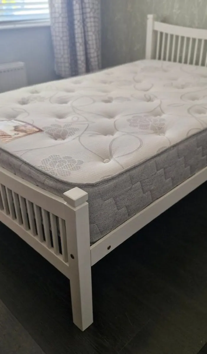 double bed and optional mattress - Image 3