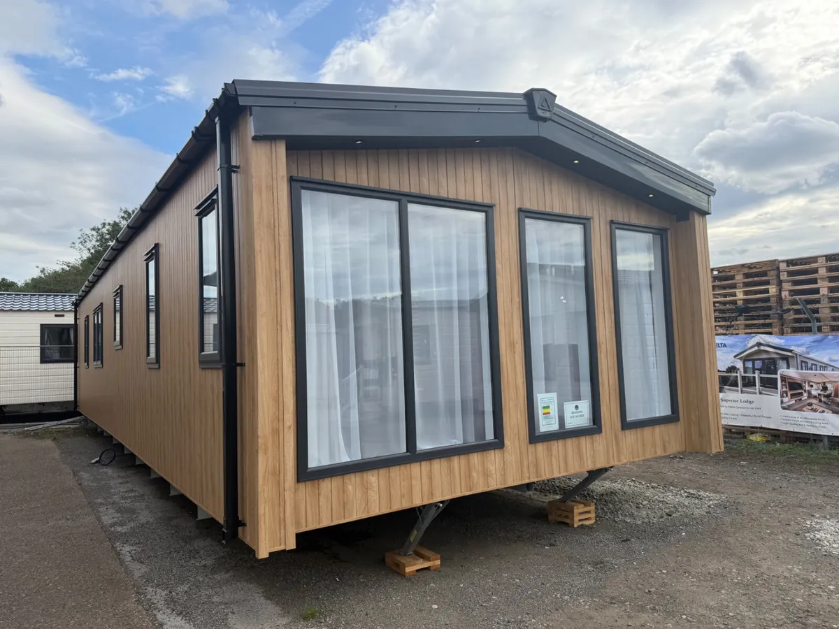 NEW BELGRAVIA 42FT x 14FT-6 2 BED H/SPEC MOBILE - Image 3
