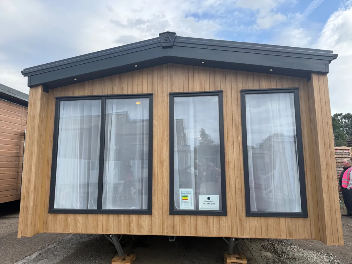 NEW BELGRAVIA 42FT x 14FT-6 2 BED H/SPEC MOBILE - Image 2