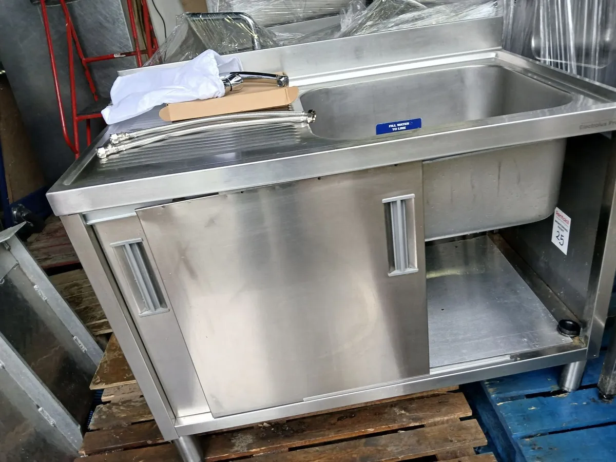 Butchers / bakers staneless steel sink unit new - Image 3