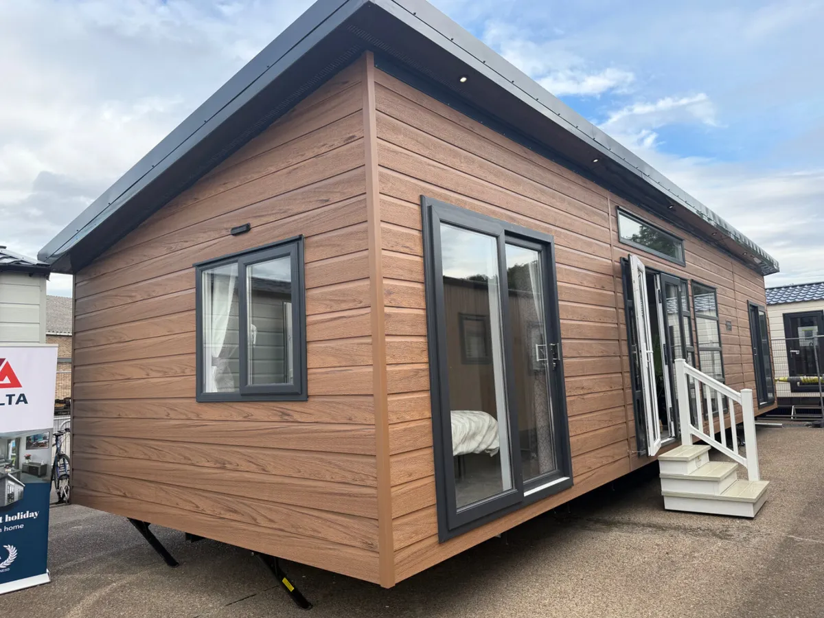 NEW ATHENA 42FT X 13FT-6 2 BED H/SPEC MOBILE - Image 2
