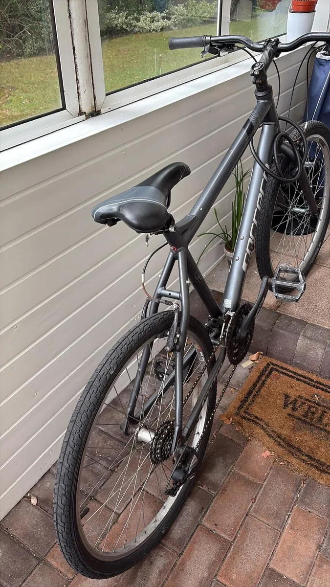 Carrera hybrid/city bike - Image 2