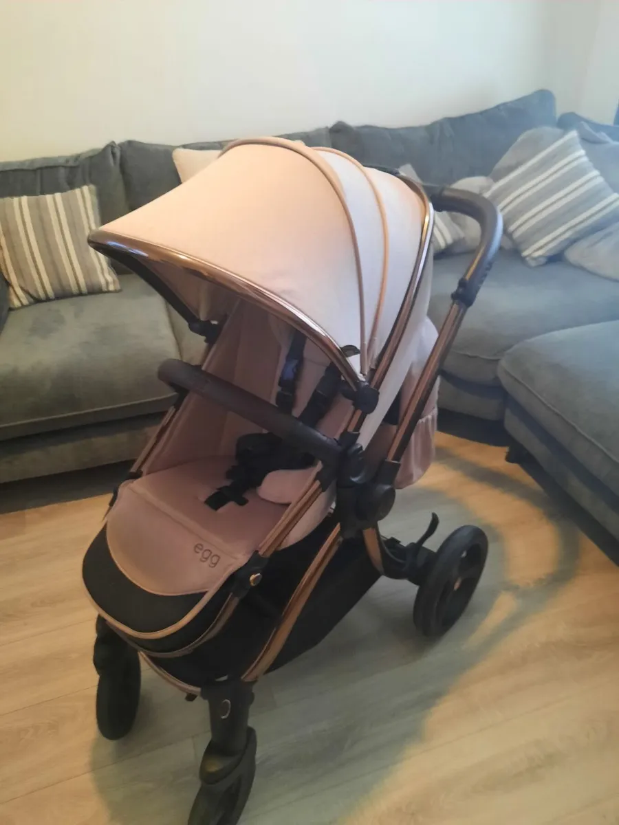 Egg 2 Stroller - Image 1