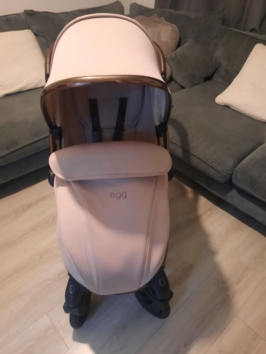 Egg 2 Stroller - Image 3