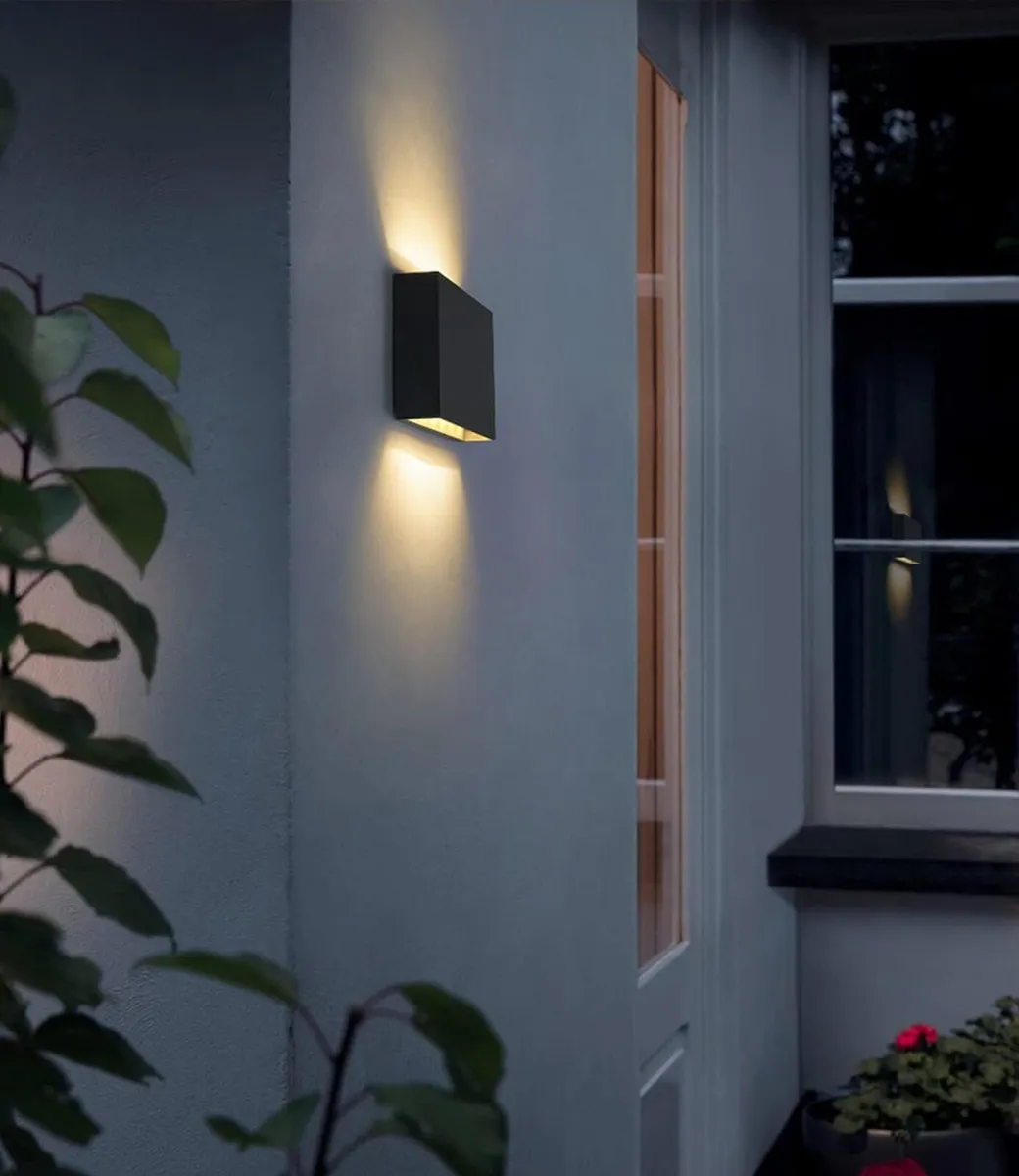 2 Pcs Outdoor Up and Down Lights Mains - Image 4