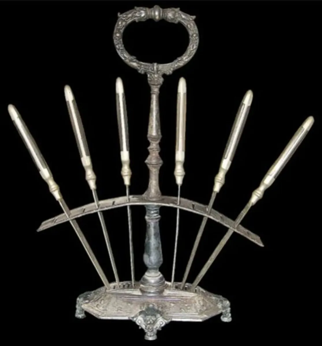 Pristine Antique 6-Piece Fruit & Cheese Knife Set - Image 1
