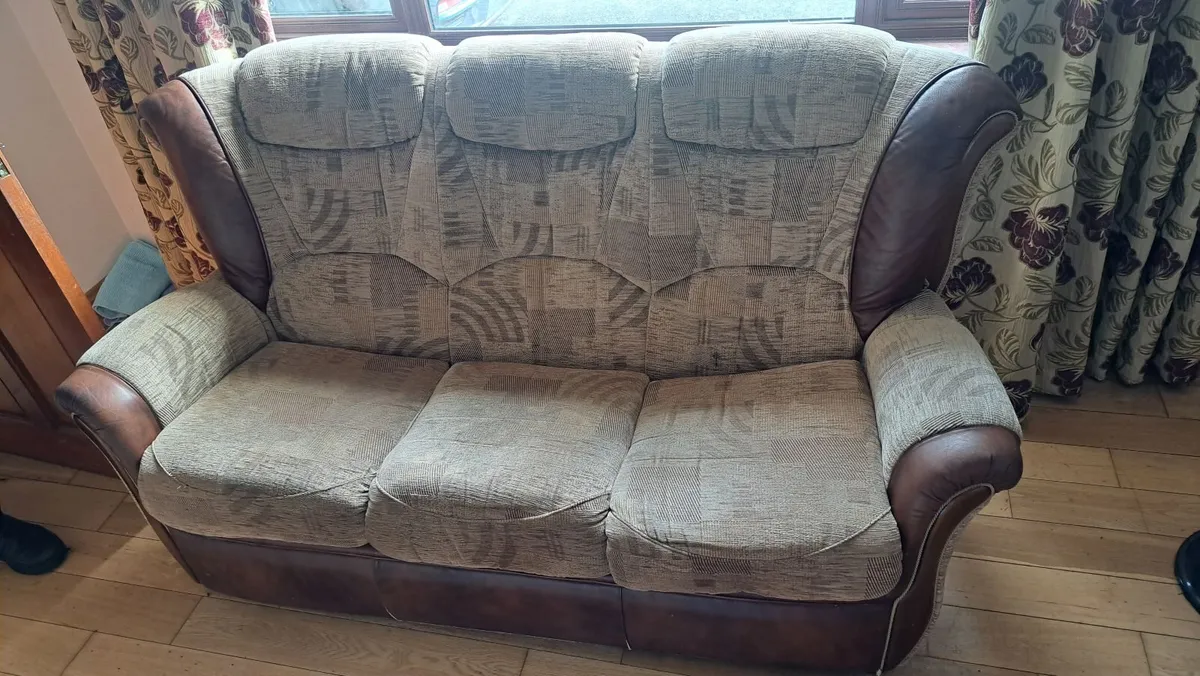 Sofa - Image 3