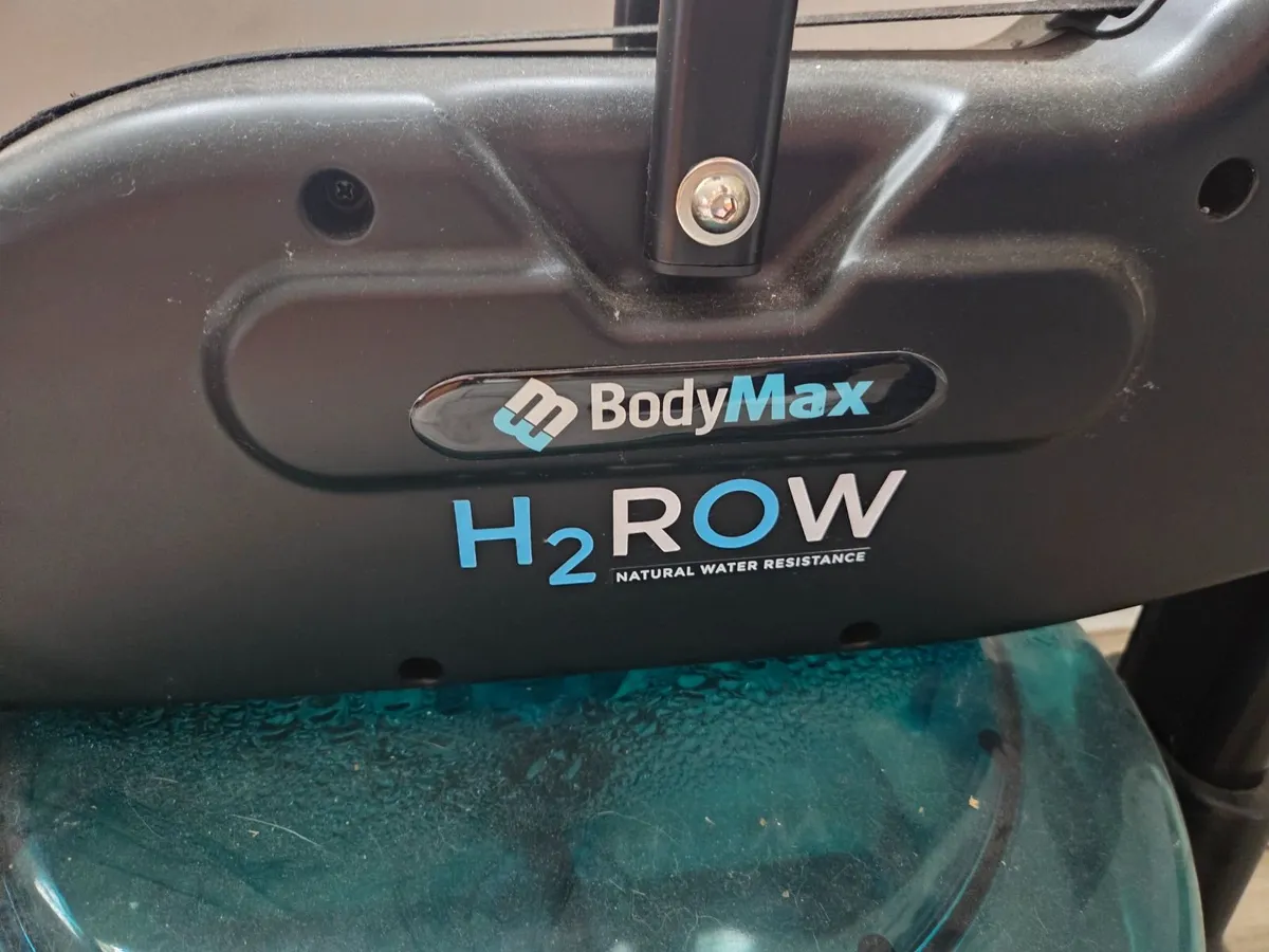 Water resistance rowing machine - Image 2