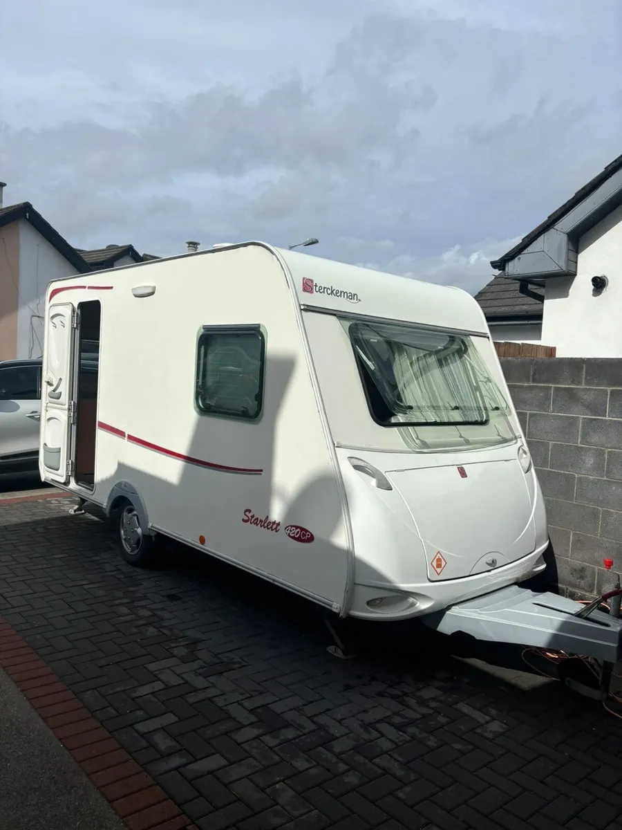 Caravan - Image 1