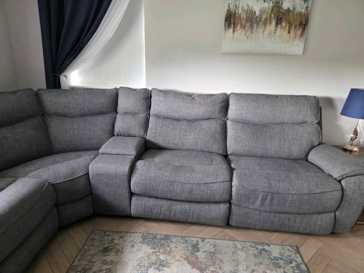 Reclining L shape couch - Image 1
