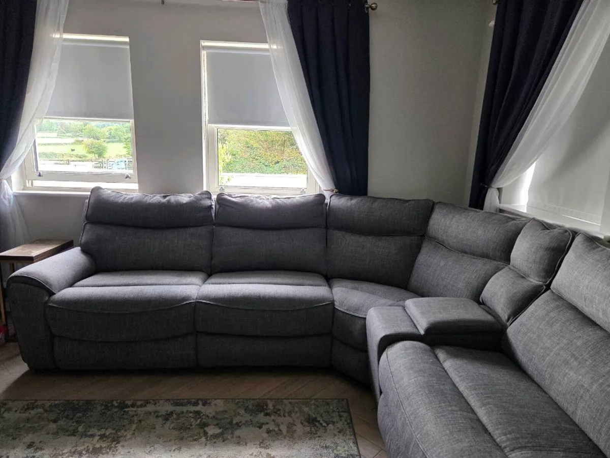 Reclining L shape couch - Image 2