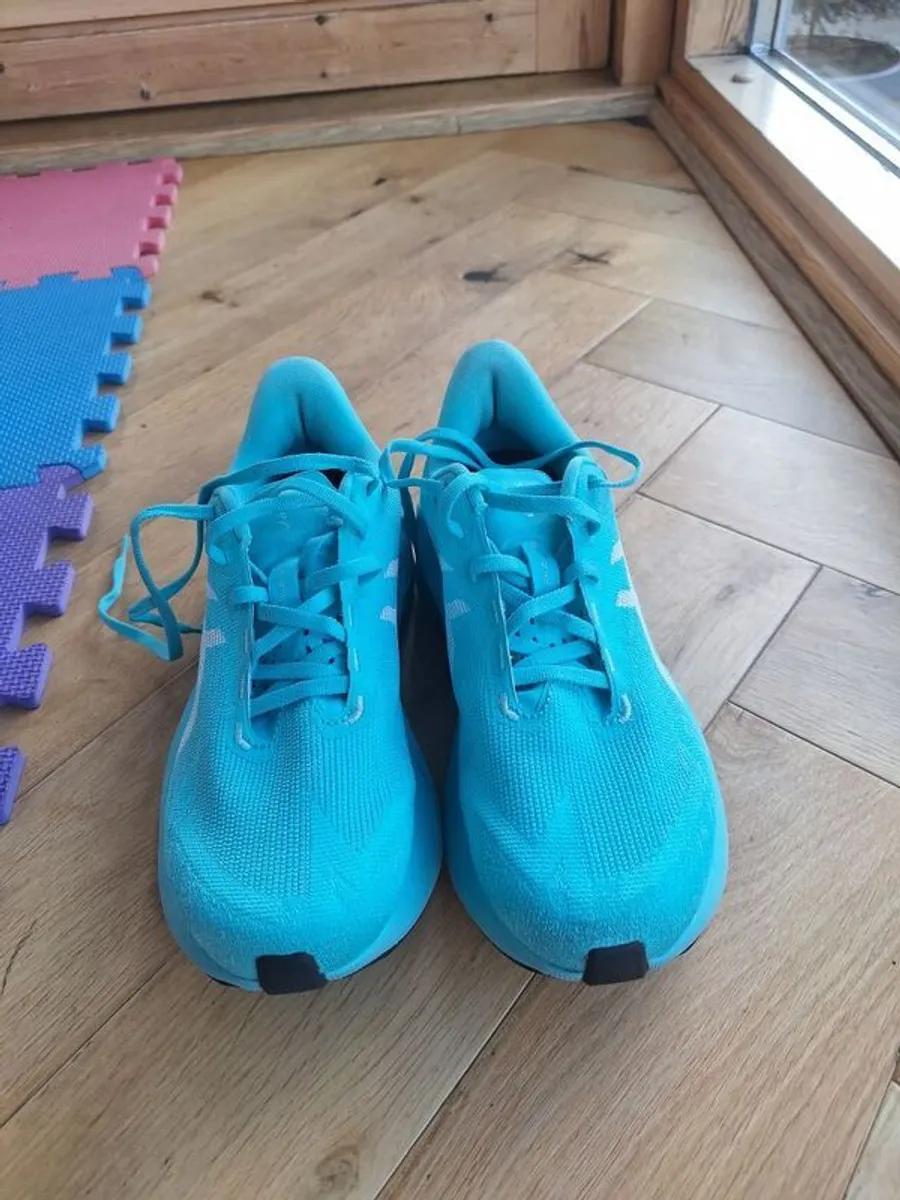 ASICS NovaBlast 6 Womens Running Shoes - Image 3