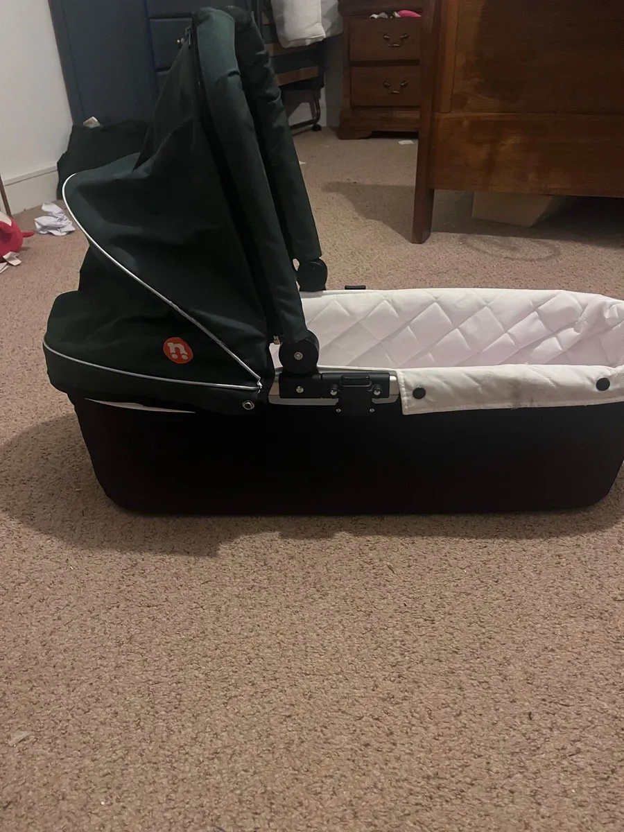 Carrycot for Outnabout double - Image 3