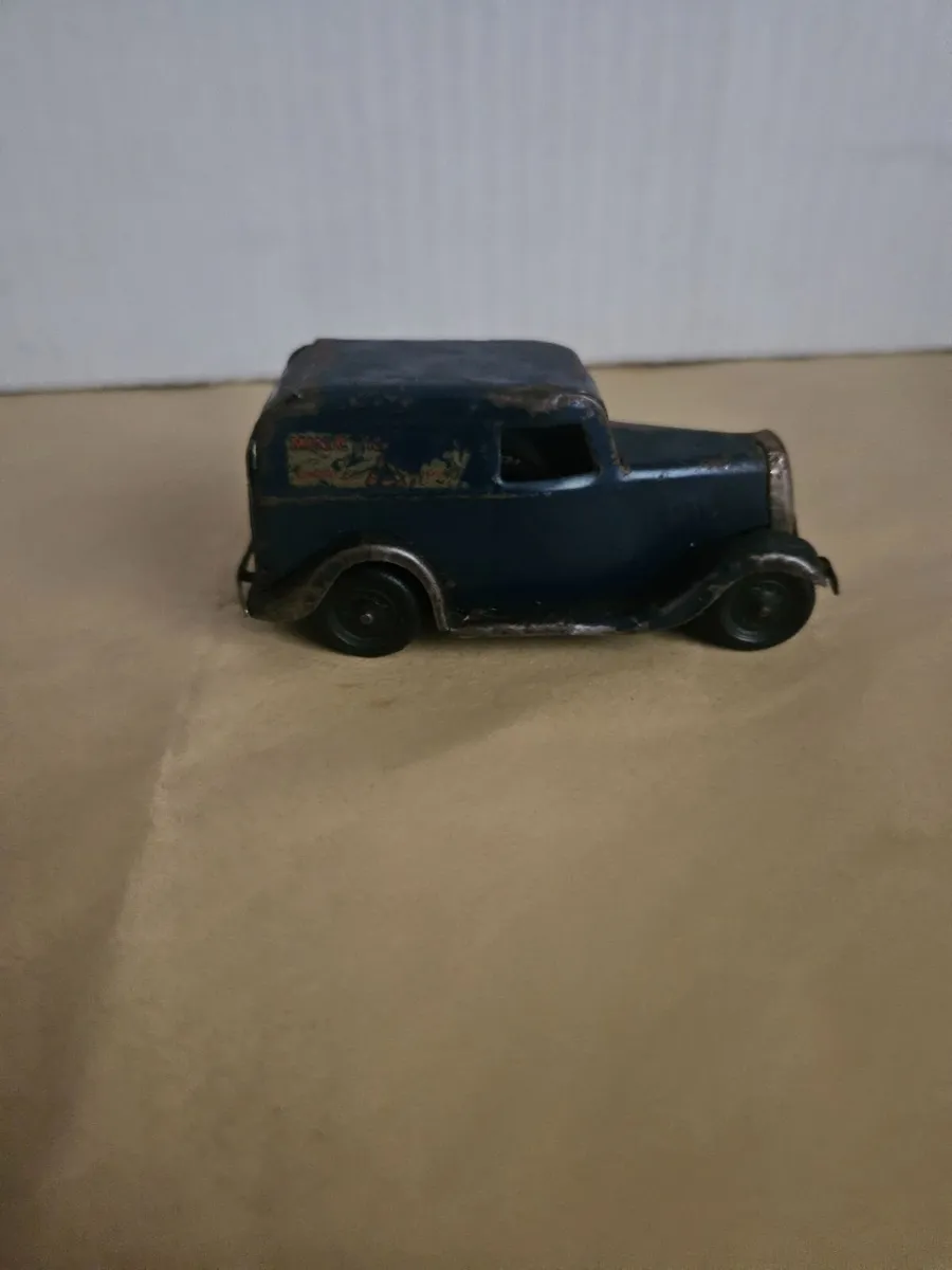 Vintage Triang Minic Van - Image 1