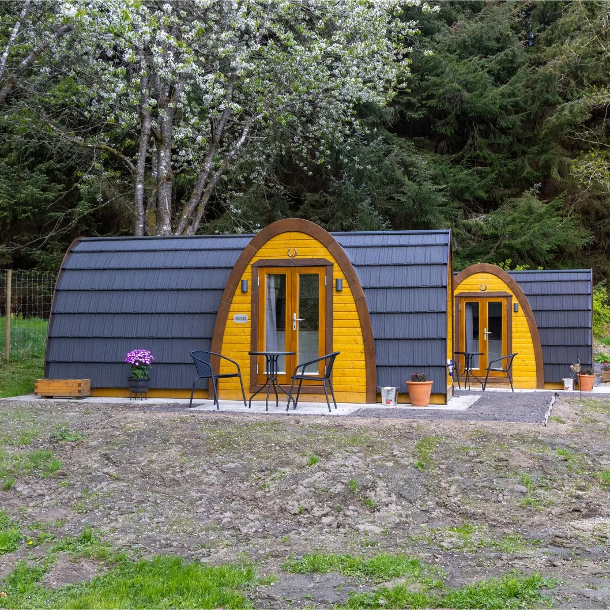 Luxury 2 Person Glamping Pod - Image 3
