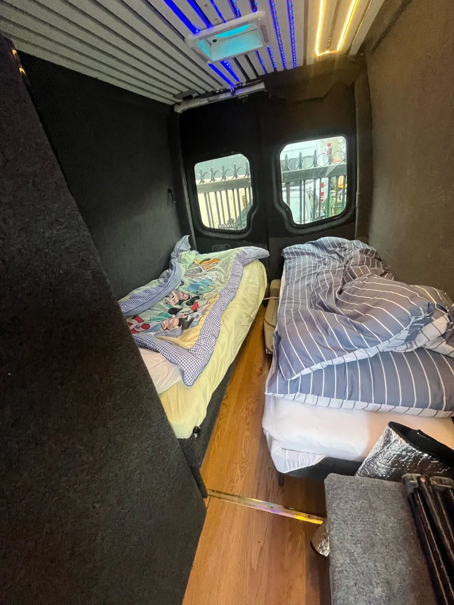 Vw crafter camper van - Image 4