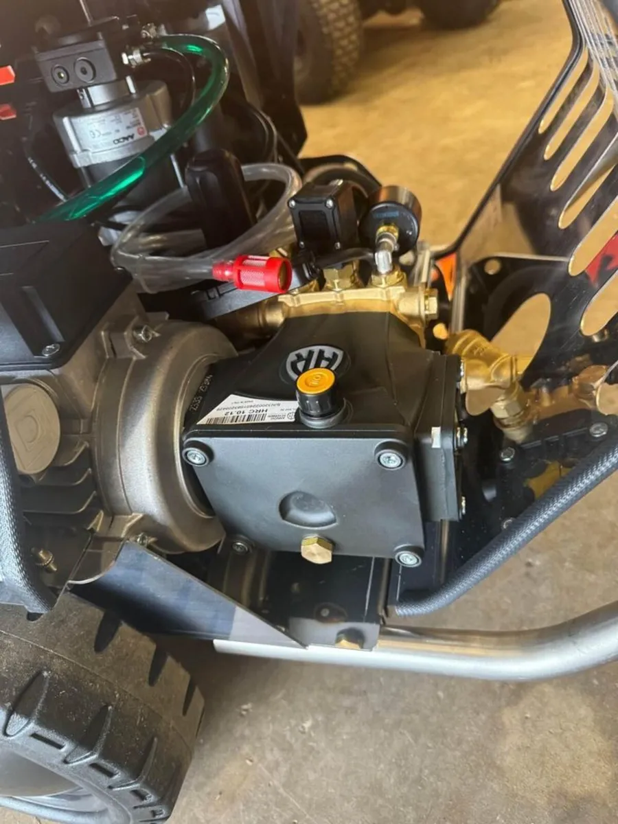 HOT-WASH ELECTRIC PRESSURE WASHER - Image 4