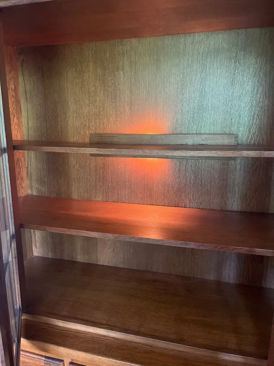 Oak cabinet - Image 4