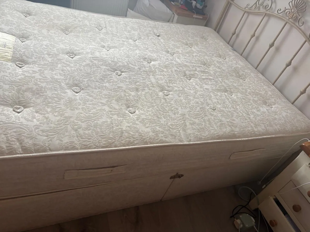 King size bed and mattress - Image 3