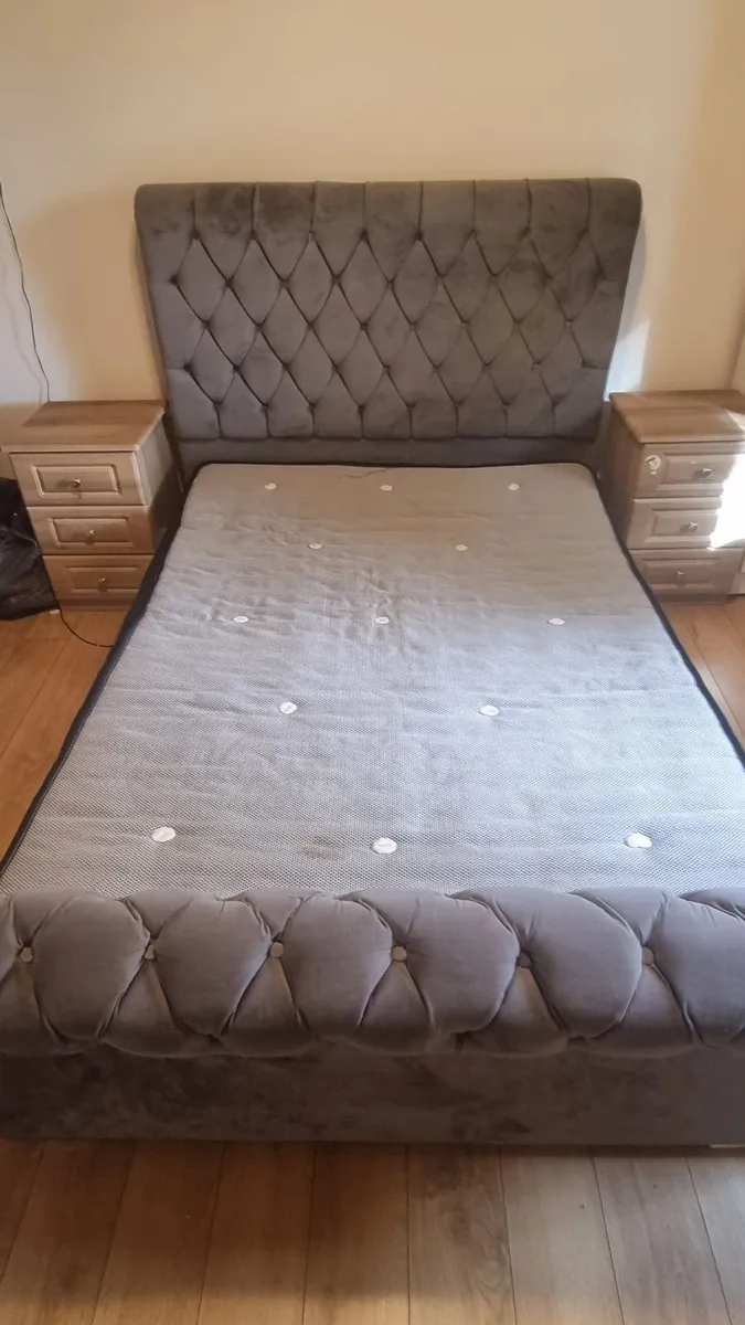 Bedroom furniture - Image 3