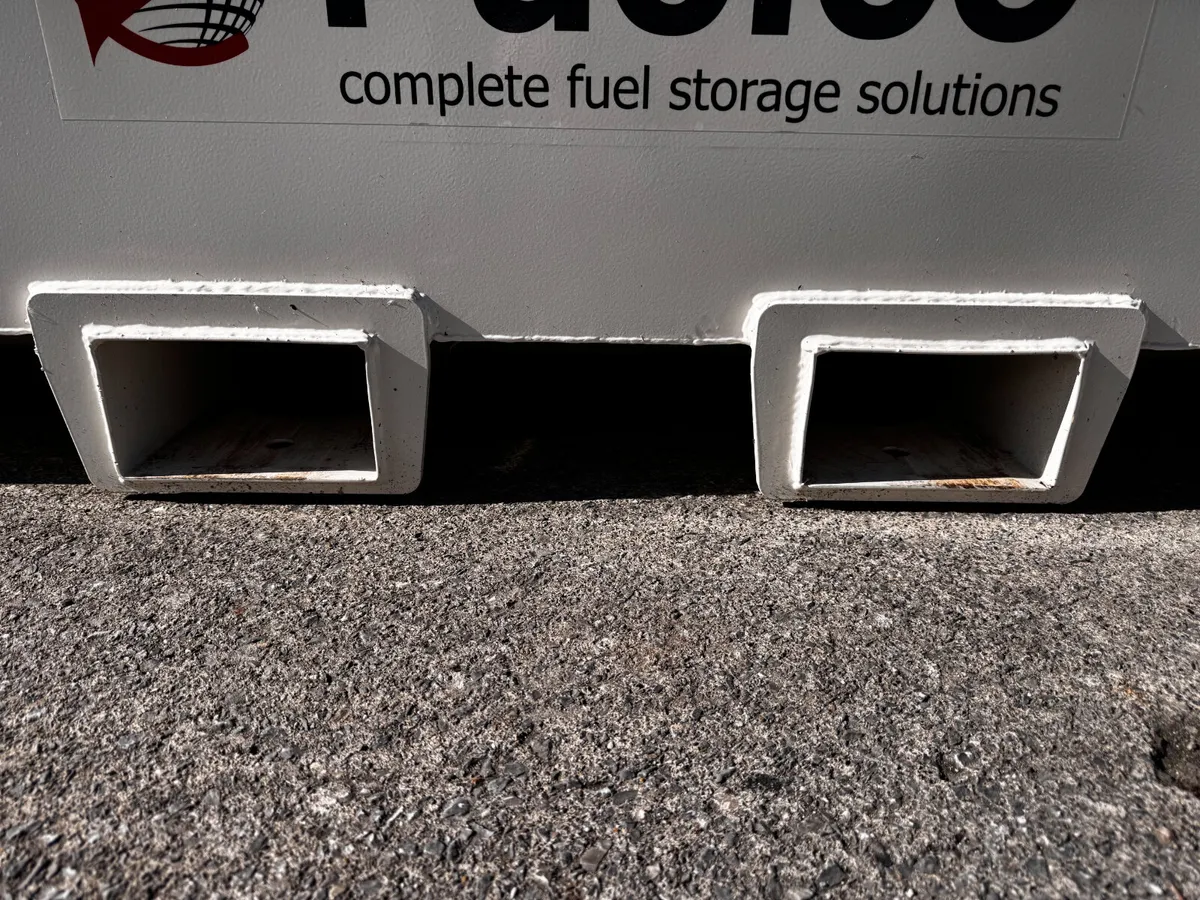 New 2850Ltr Site Spec Bunded Fuel Tank Bowser - Image 3