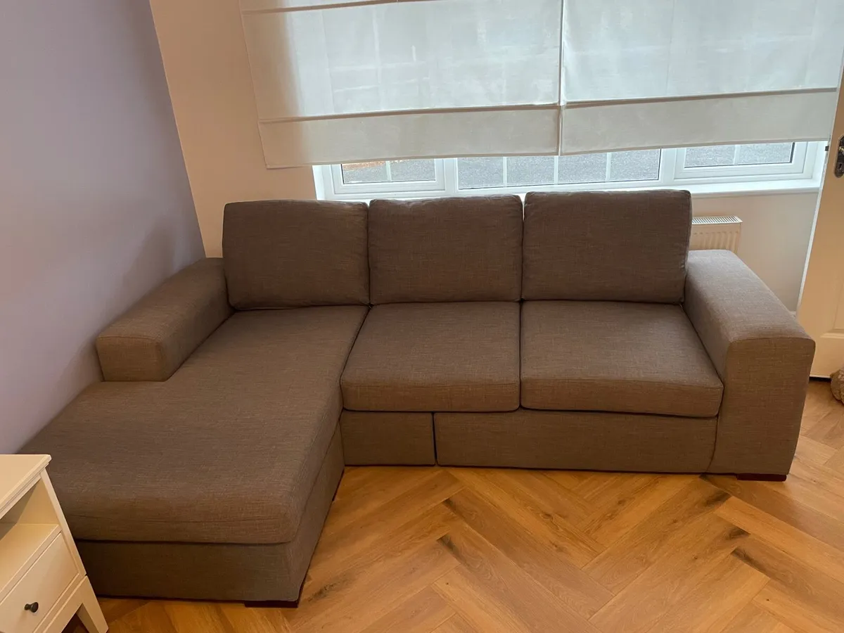 Cornor Sofa - Image 2