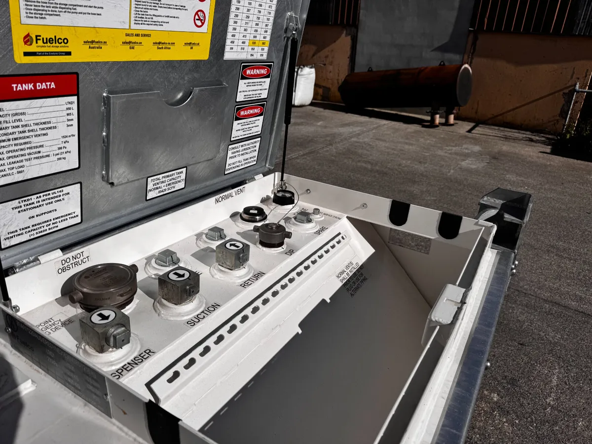 New 950Ltr Site Spec Bunded Fuel Tank Bowser - Image 4