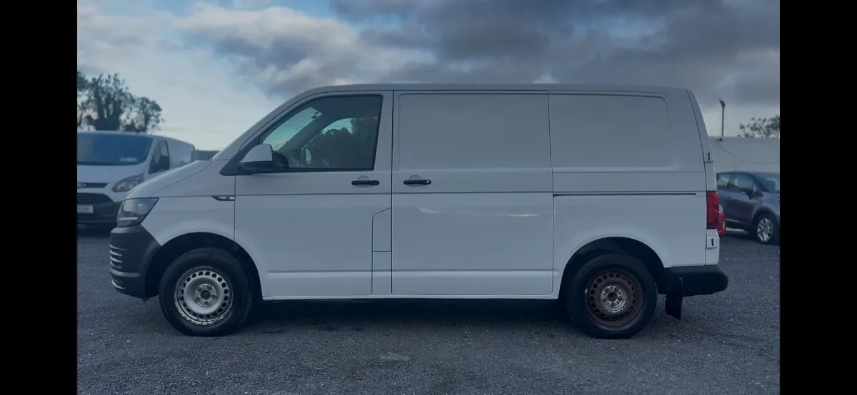 Volkswagen Transporter 2017 fresh test low kms - Image 4