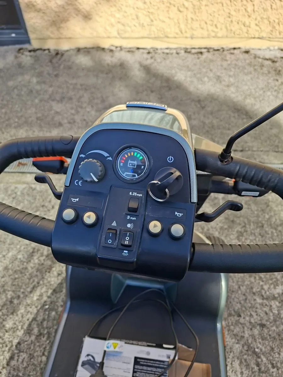 Mobility scooter - Image 3