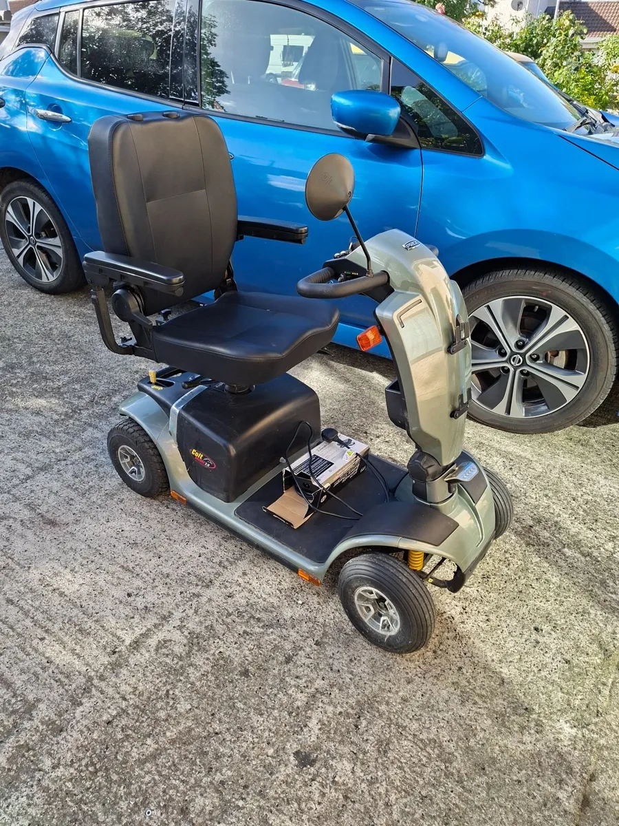 Mobility scooter - Image 1