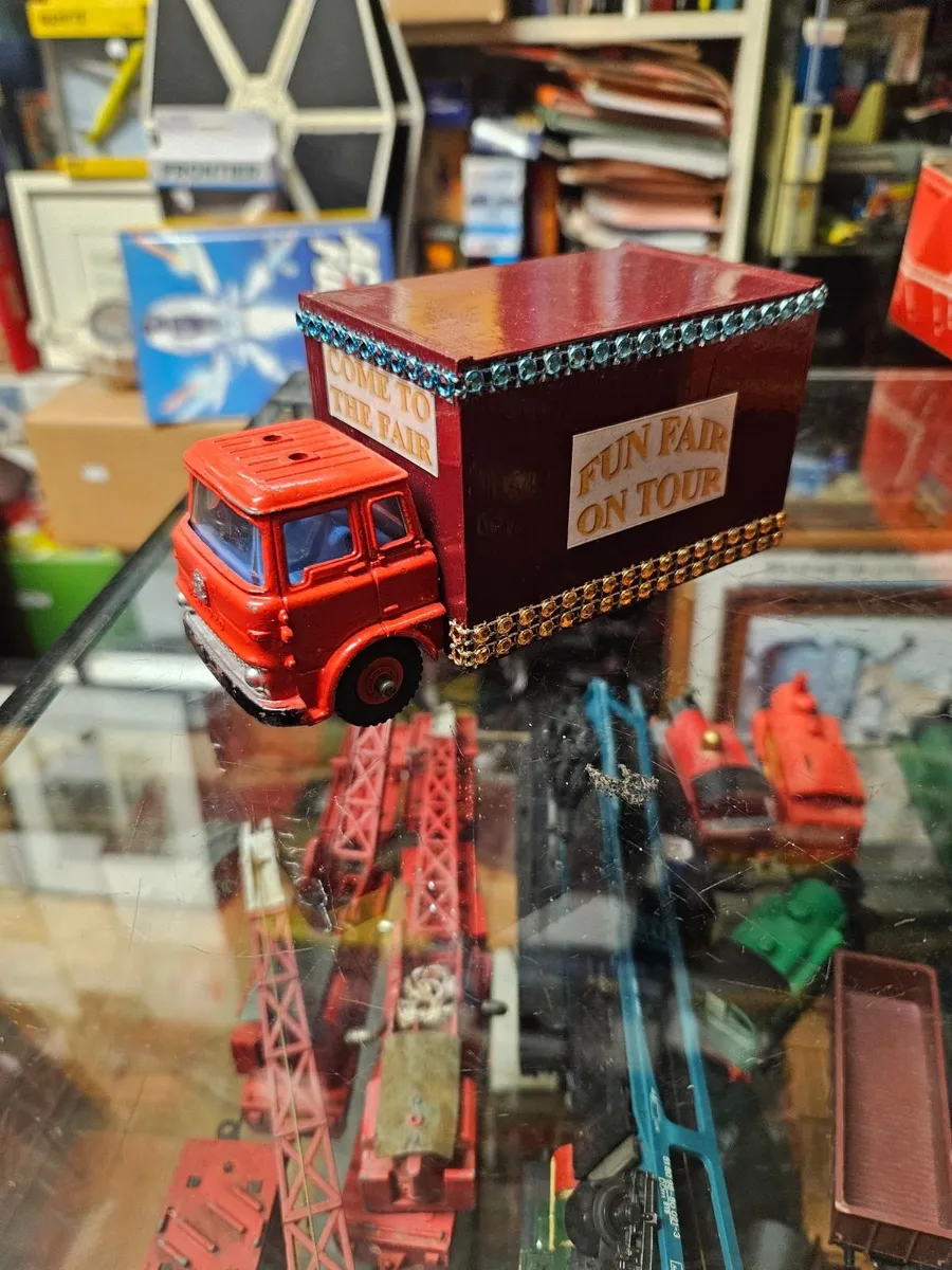 Corgi Circus Fair Ground Code3 Truck 1.50 - Image 2