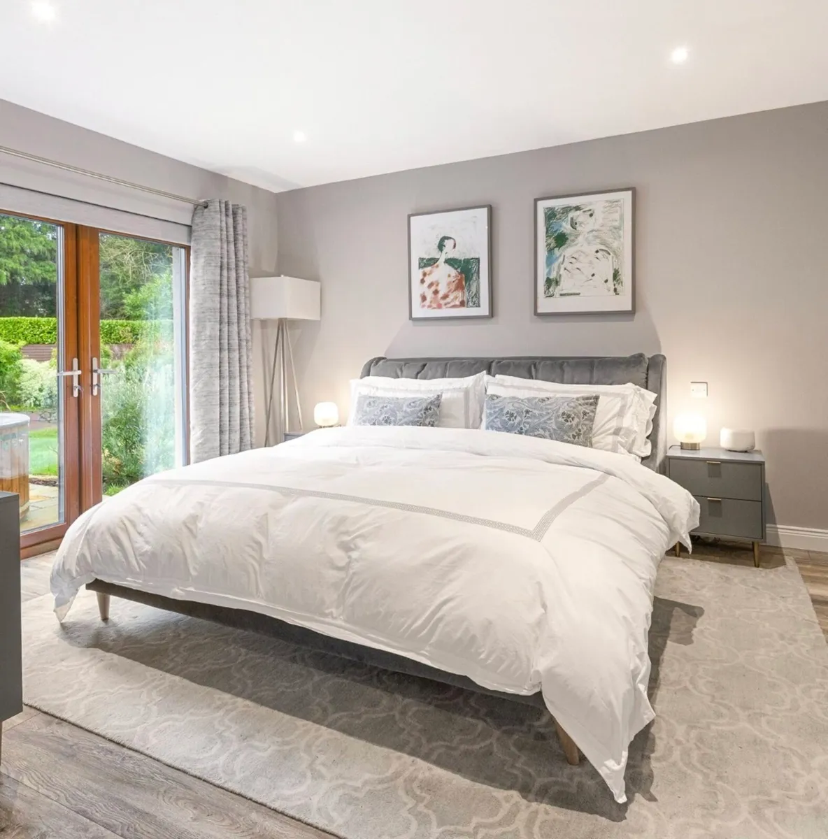 Luxury King Size Bed Frame - Image 1