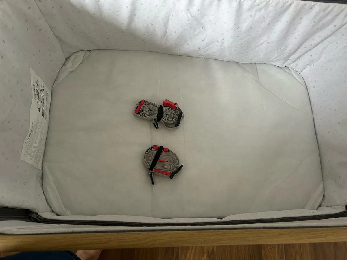 Tutti Bambini Cozee Sleeper - Image 2