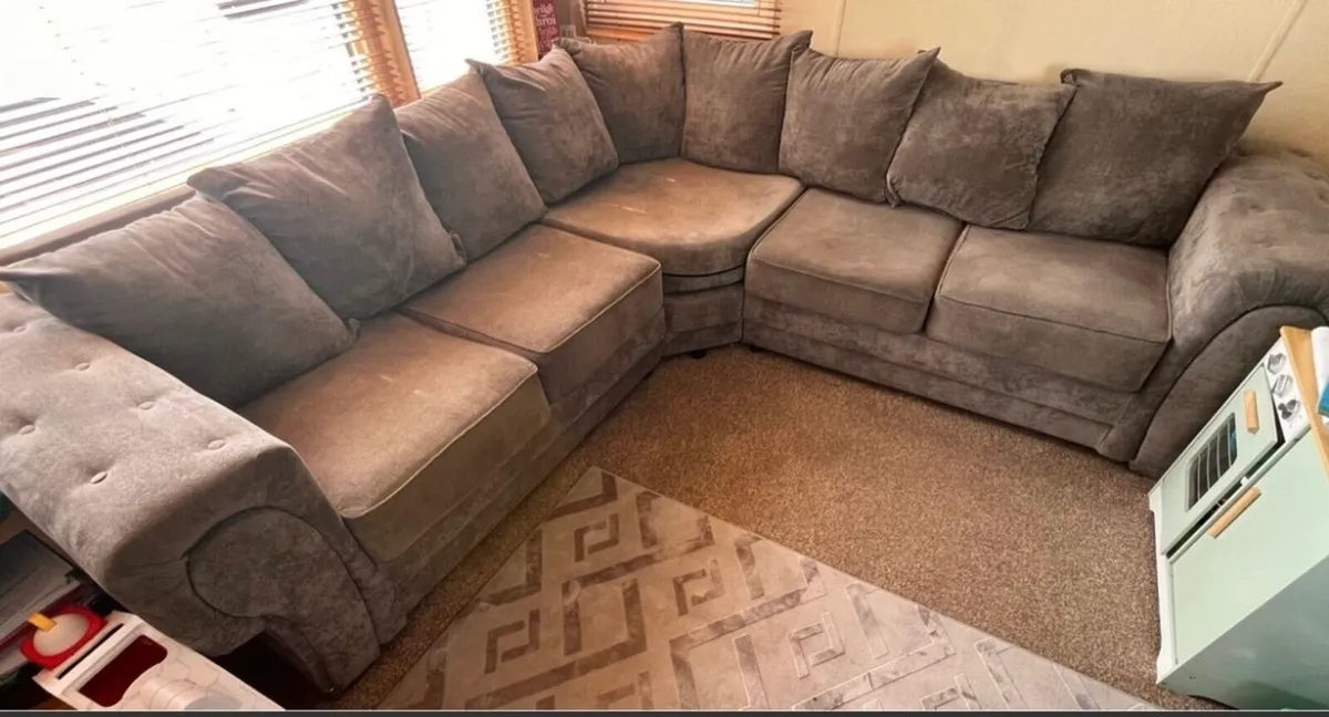 L Shape grey couch - Image 1
