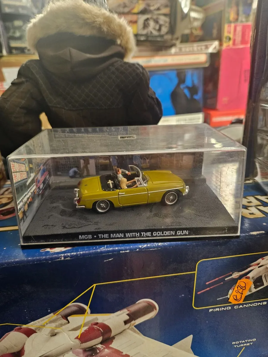 Corgi Atlas James Bond Car