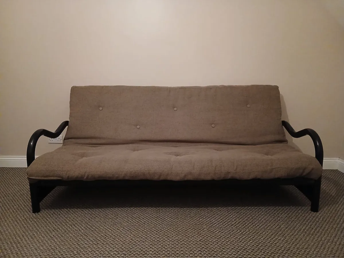 Futon - Image 1
