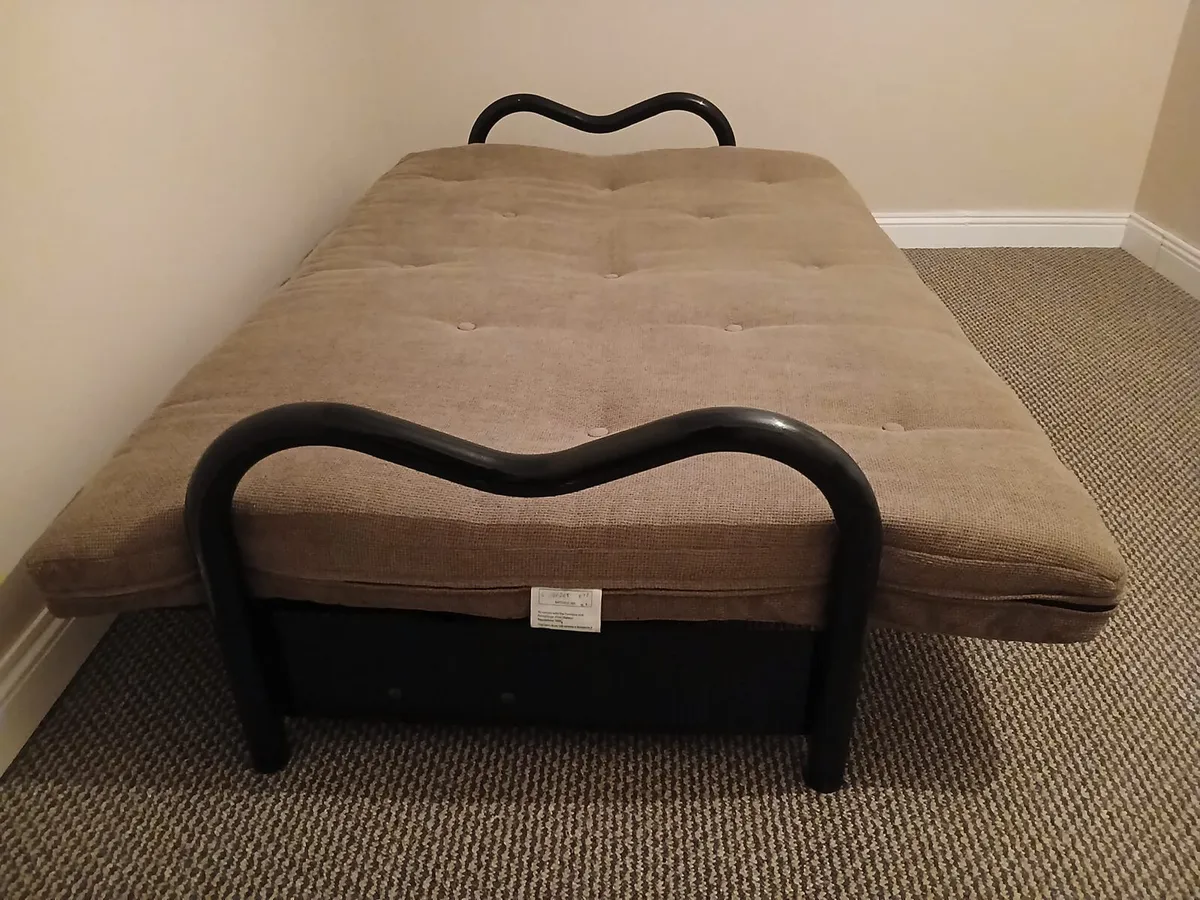 Futon - Image 3