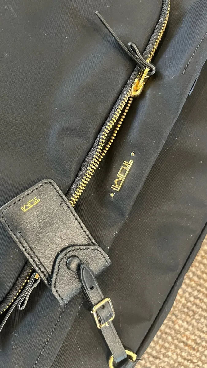 Tumi carry on case. - Image 3