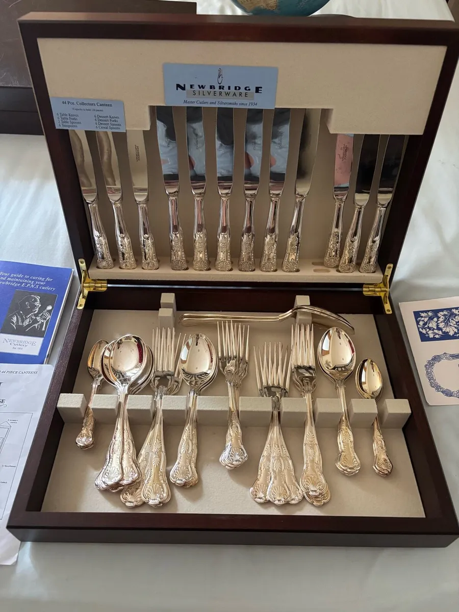 SILVER PLATED 44 PIECE CUTLERY SET - KINGS - Image 1