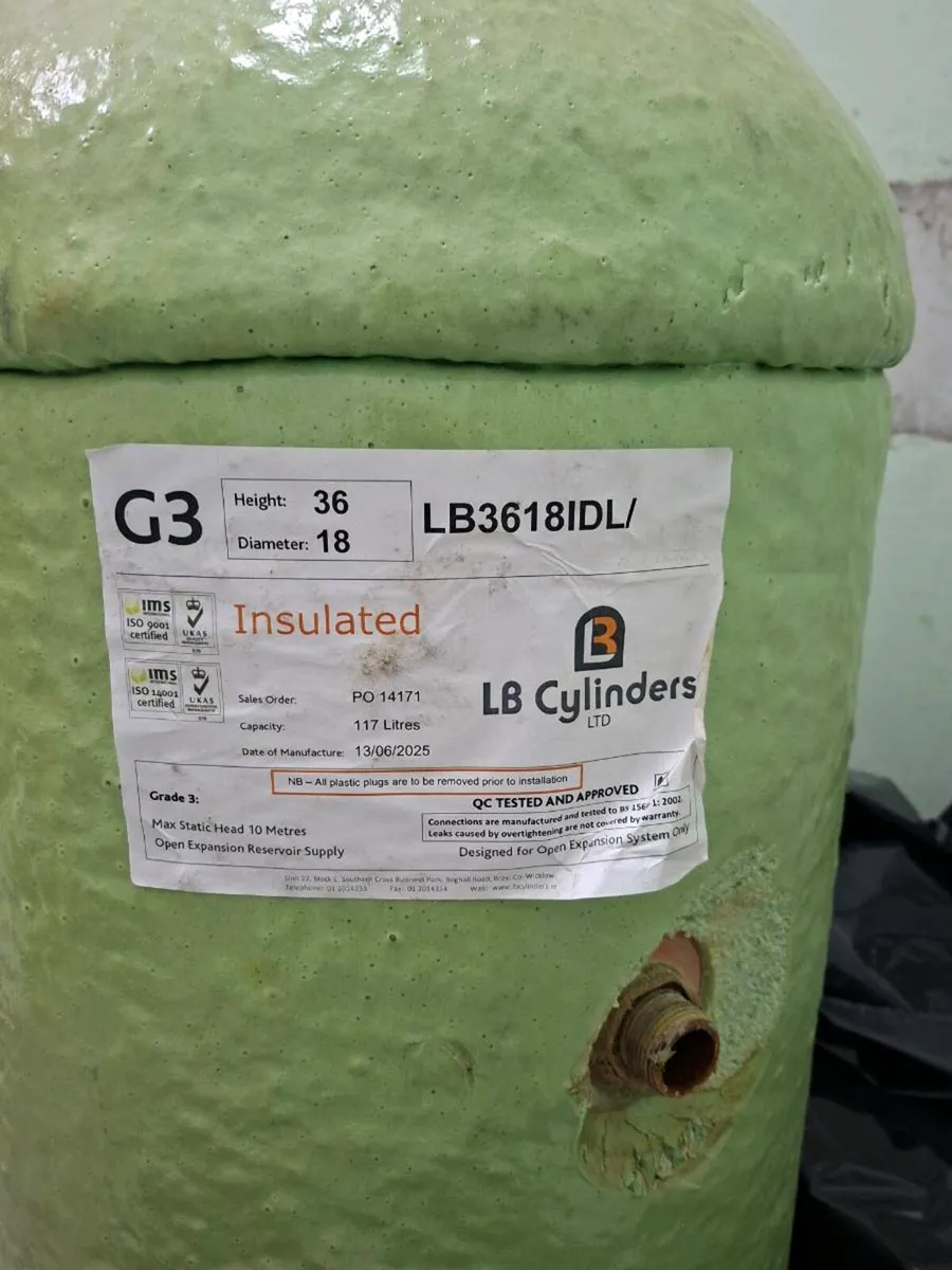 Insulated copper cylinder - Image 2