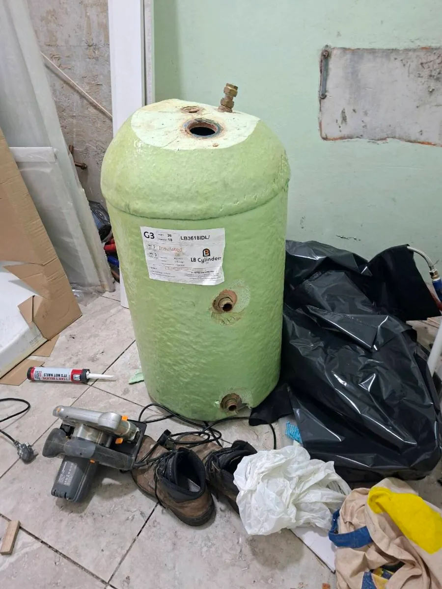 Insulated copper cylinder - Image 3