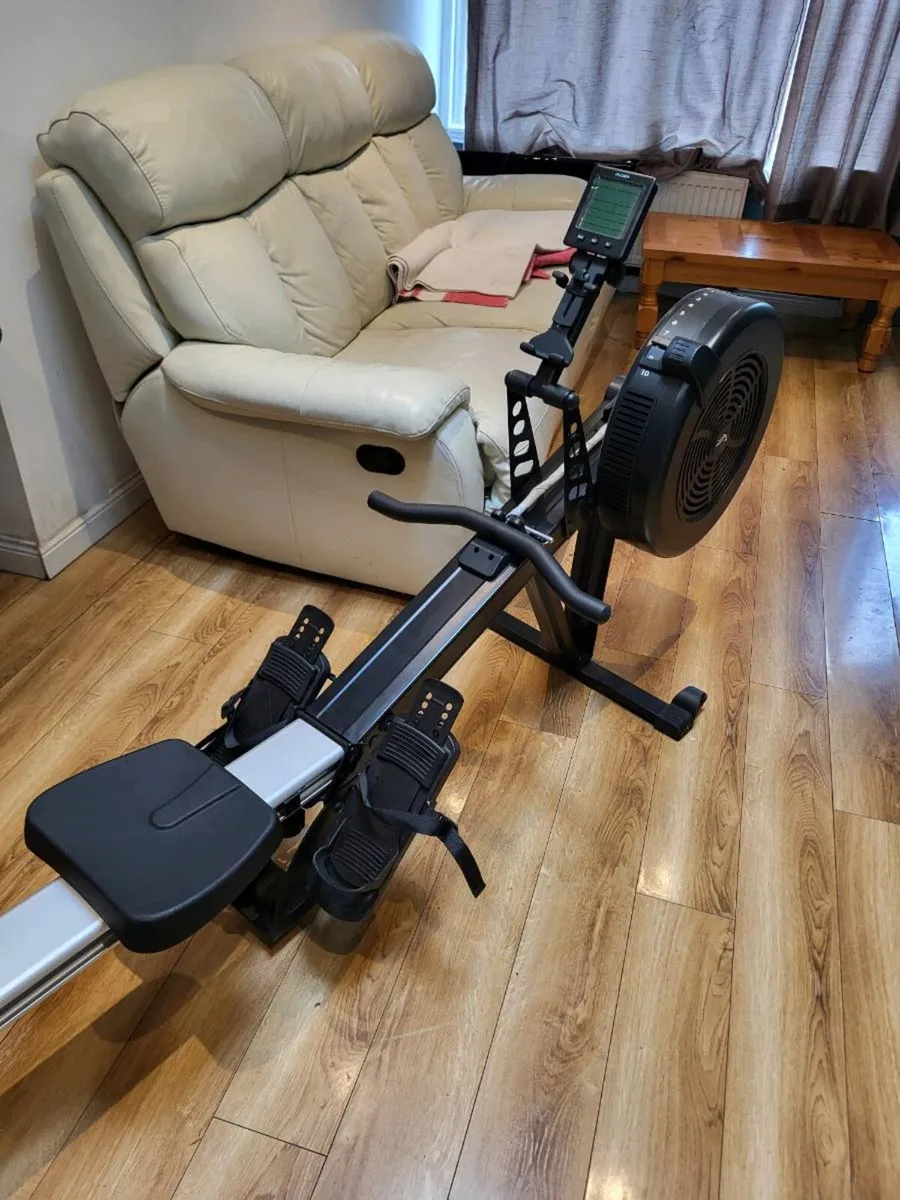 Rowing Machine - Like New / Never Used. - Image 2