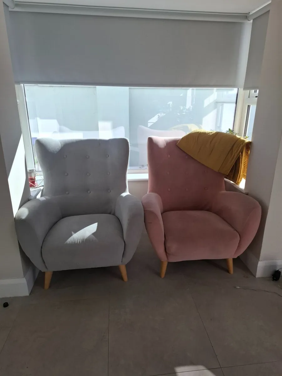 Armchairs - Image 1