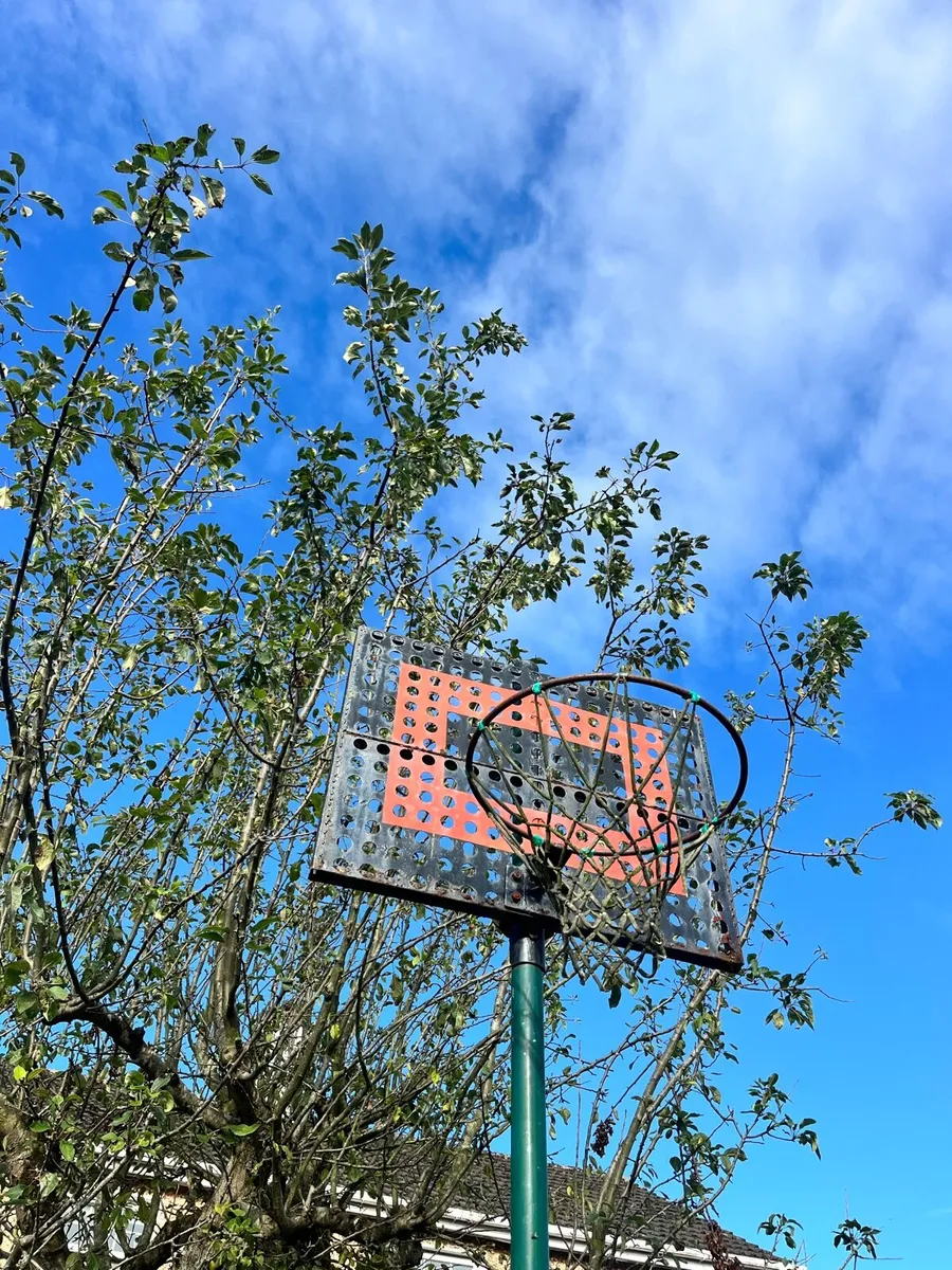 High outdoor metal basketball backboard - Image 2