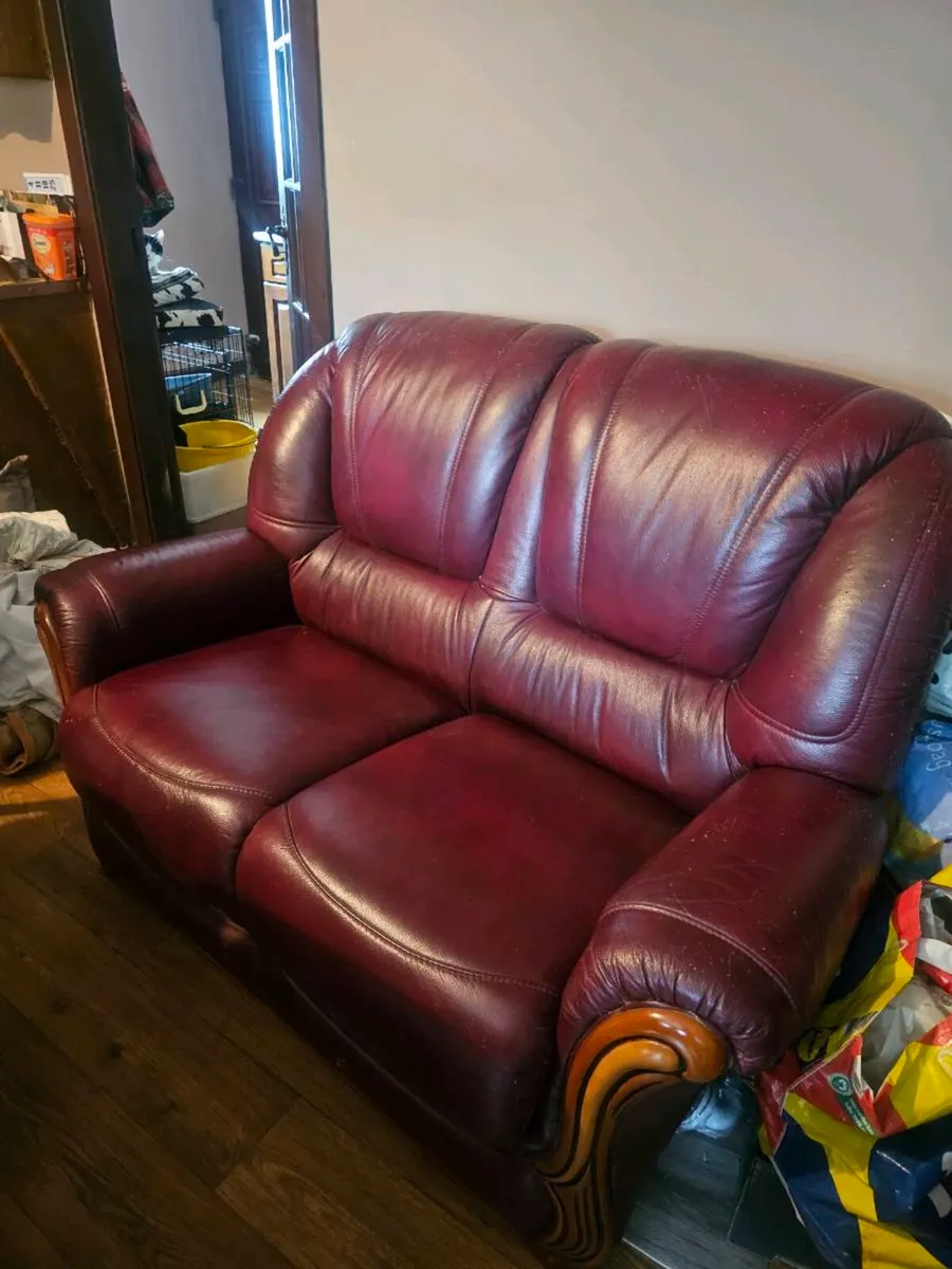 Leather 2 seater sofa - Image 2