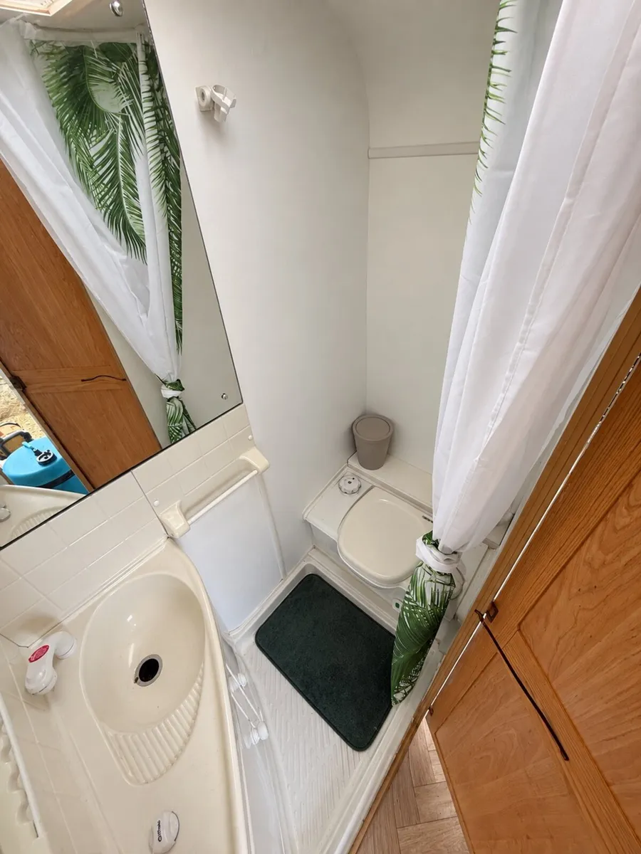 Swift 2/3 Berth Caravan - Image 3